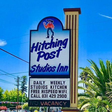 Hitching Post Studios Inn Санта-Крус Экстерьер фото